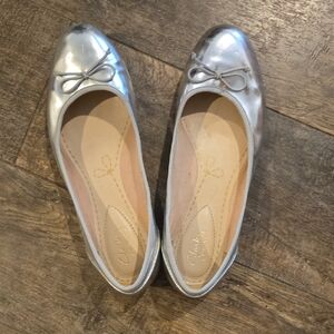 Clarks Women's Silver Ballet Flats